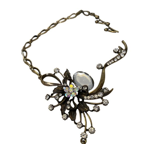 Vtg Flower Pendant Necklace Large Gold Tone Floral Costume Jewelry -Needs Repair - Picture 3 of 11